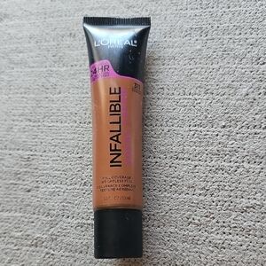 L'Oreal Infallible Foundation - 311 Cream Cafe #21